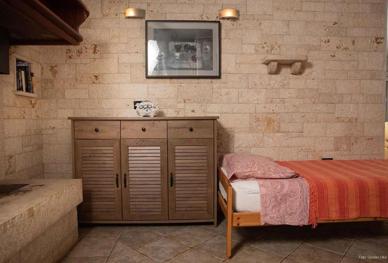 Holiday Home In Rovinjsko Selo - Istrien 43272