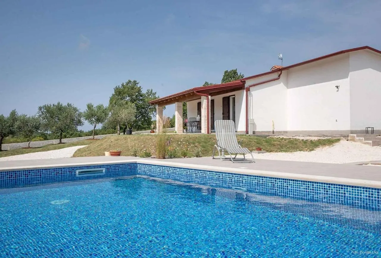 Holiday Home In Rovinjsko Selo - Istrien 43272