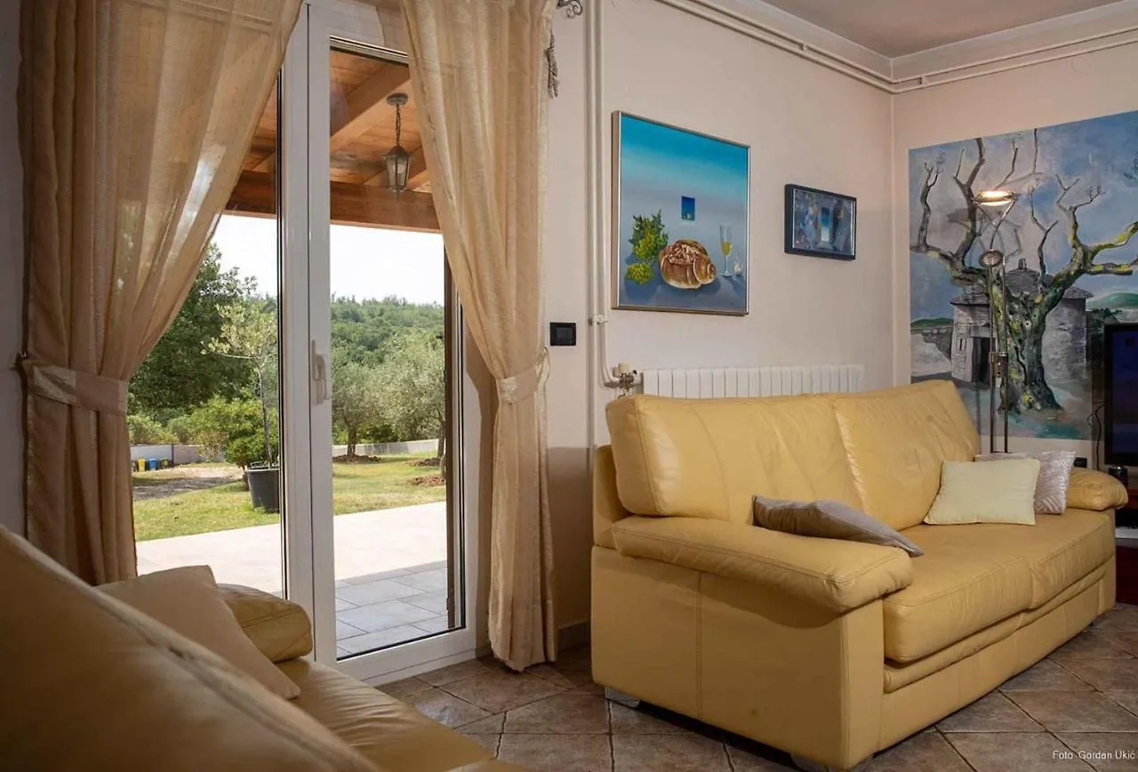 Holiday Home In Rovinjsko Selo - Istrien 43272 Croatia